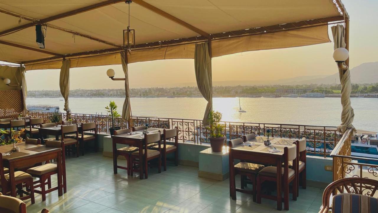Merry Land Hotel & Roof Top Nile Restaurant Luxor Eksteriør bilde